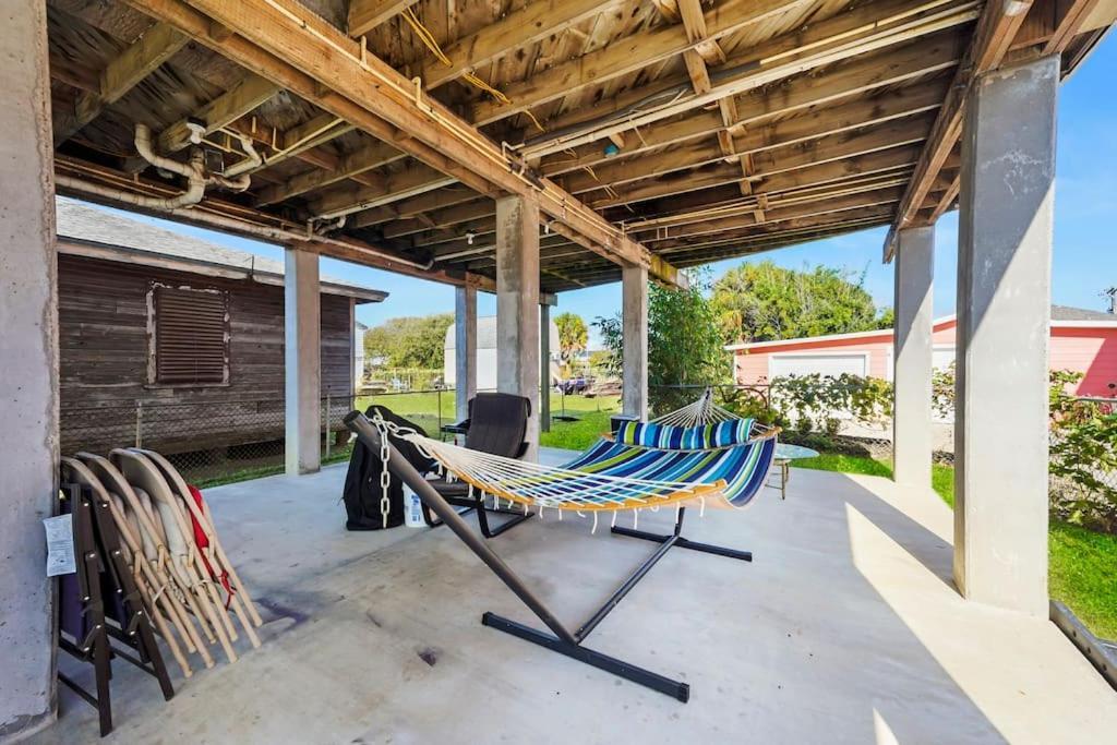 Galveston Beach House Family/Pet Friendly Екстер'єр фото